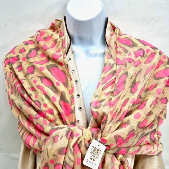 New Le Crois Soi, Scarf/ Wrap  Cotton Silk mixed , 42" 72", beige pink Print (46 - Picture 2 of 10